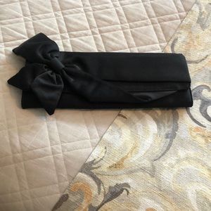 Black clutch with optional chain short strap